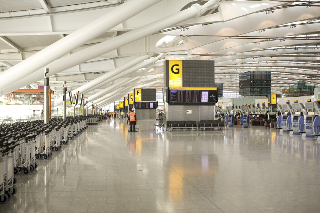 Cheap taxi to Heathrow Terminal 5